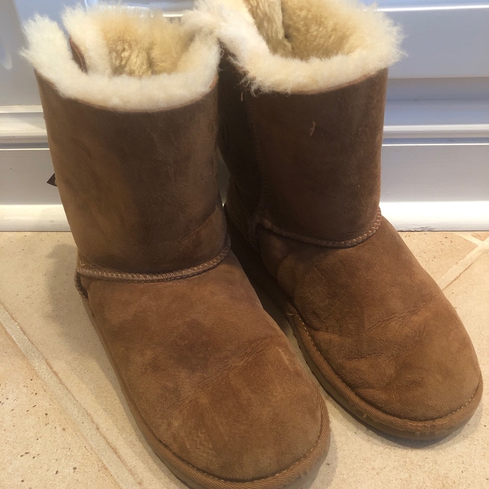 Girl’s size 3 Ugg Boots